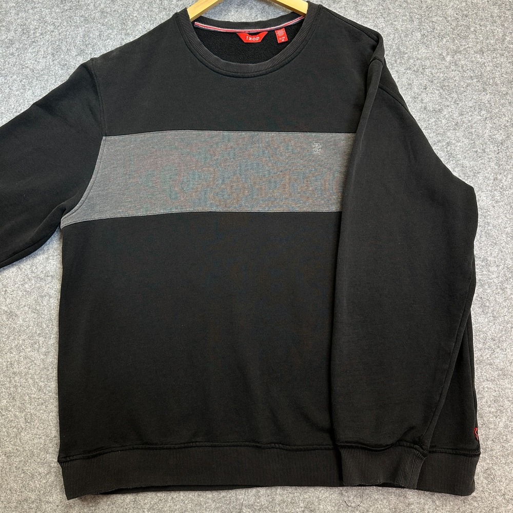 IZOD Crewneck Sweatshirt Men's XL Black with Gray Stripe on Chest‎ Style 45FK958